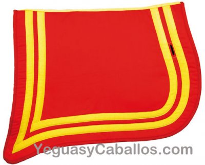 Mantilla Royal desfile
